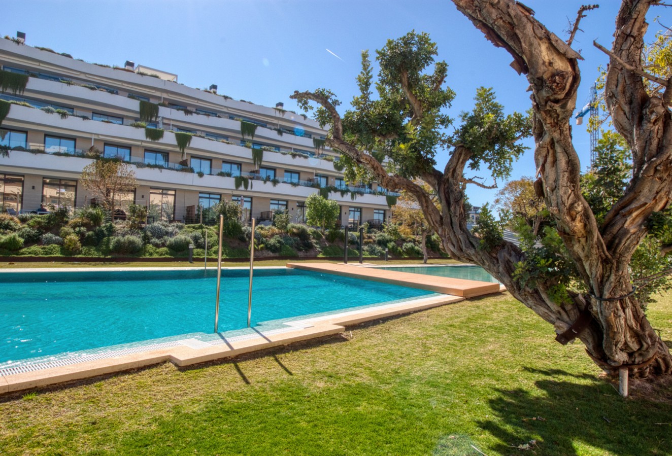 Sale - Apartment / flat - Albir