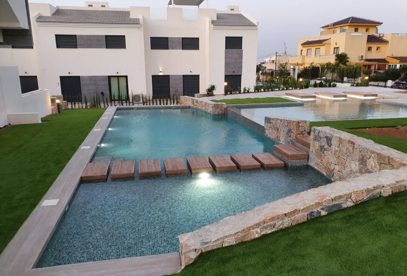 Obra nueva - high-bungalow - Torrevieja