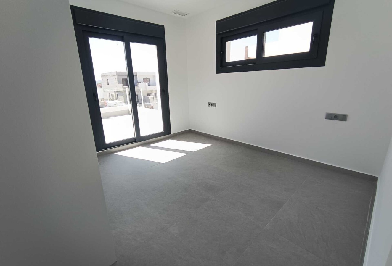 New Build - detached - Daya Nueva