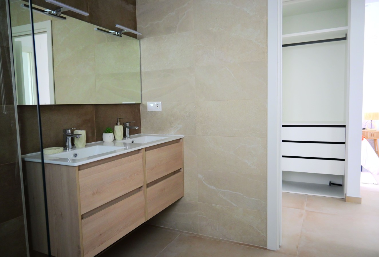 Obra nueva - detached - Dolores