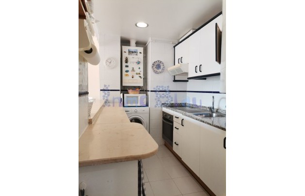 Alquiler a corto plazo - Apartamento / piso - Albir - Centro