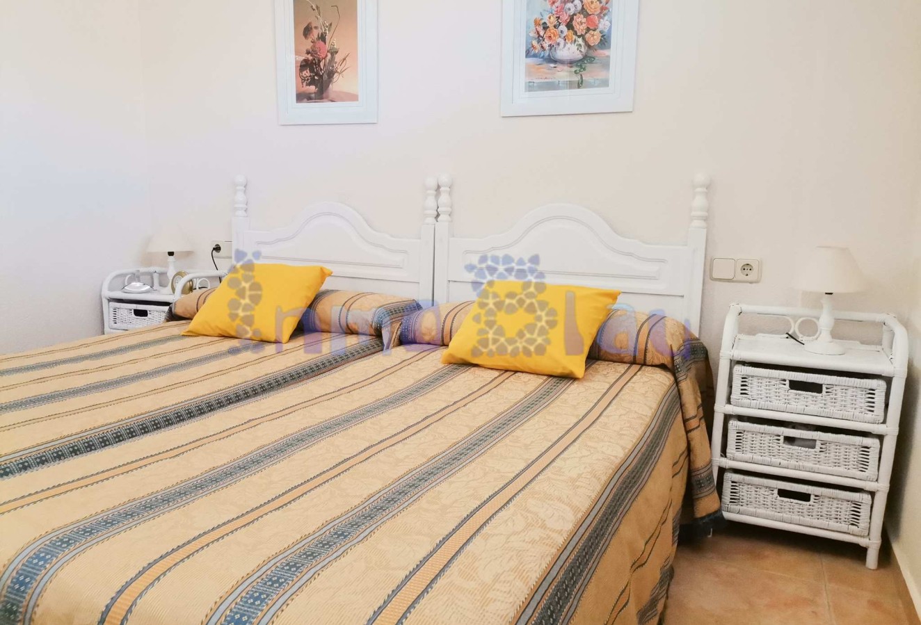 Alquiler a corto plazo - Apartamento / piso - Albir - Centro