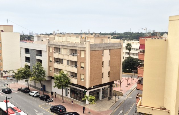 Sale - Apartment / flat - Alfas del Pí