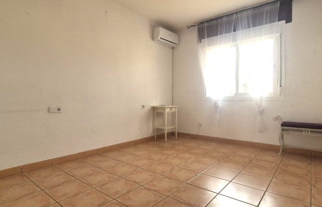 Sale - Apartment / flat - Alfas del Pí