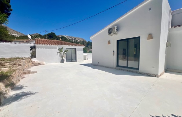 Sale - Villa - Altea - Urbanizacion