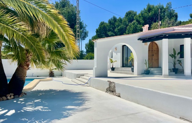 Sale - Villa - Altea - Urbanizacion