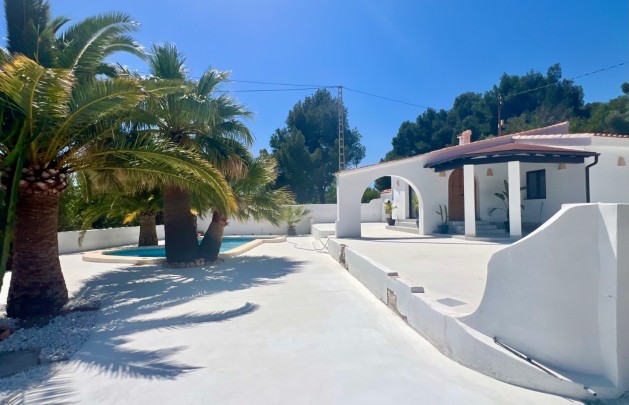 Sale - Villa - Altea - Urbanizacion