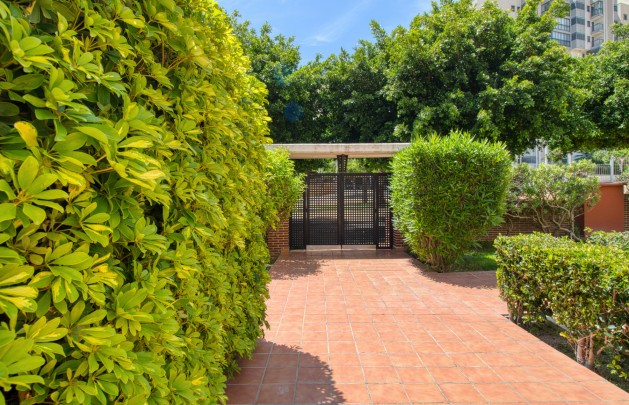 Sale - Apartment / flat - Finestrat - Cala de Finestrat
