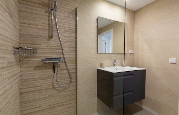 Alquiler a corto plazo - Apartamento / piso - Albir - Centro