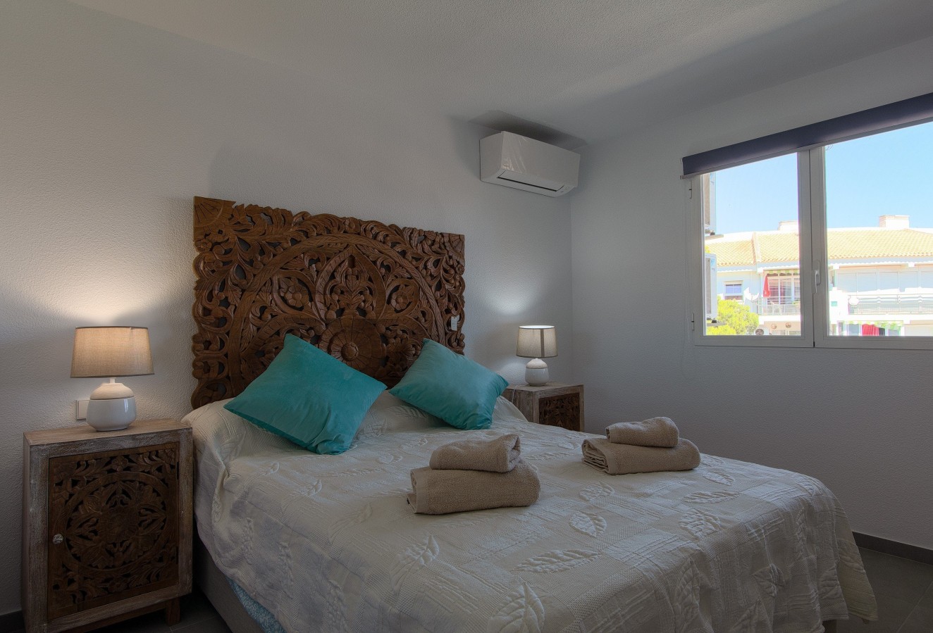 Alquiler a corto plazo - Apartamento / piso - Albir - Centro