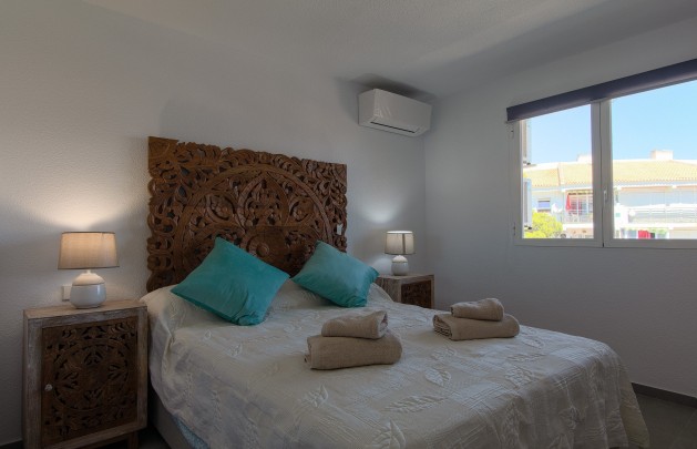Alquiler a corto plazo - Apartamento / piso - Albir - Centro