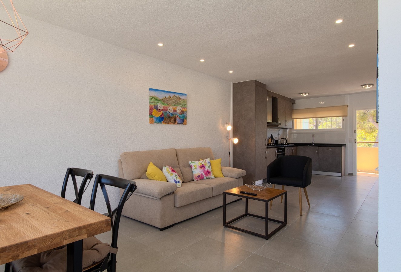 Alquiler a corto plazo - Apartamento / piso - Albir - Centro
