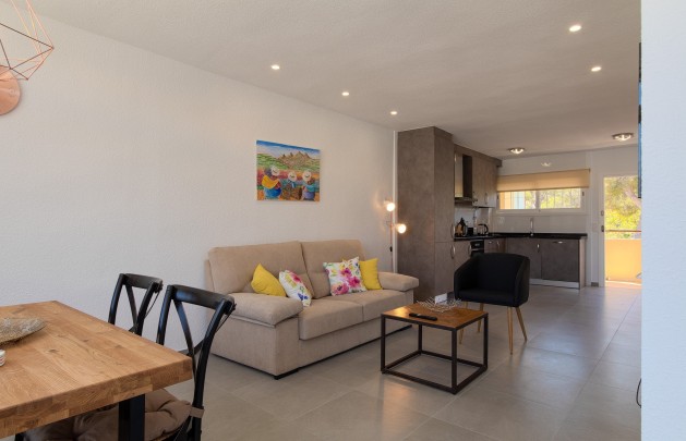 Alquiler a corto plazo - Apartamento / piso - Albir - Centro