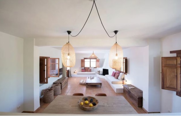 Alquiler a corto plazo - Villa - Alfas del Pí
