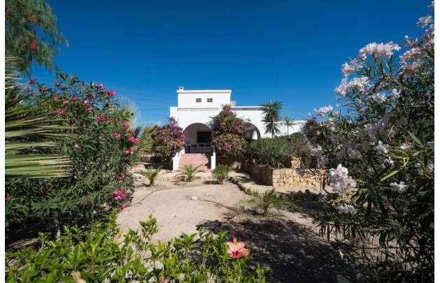 Alquiler a corto plazo - Villa - Alfas del Pí