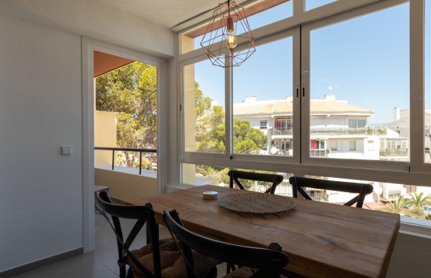 Alquiler a corto plazo - Apartamento / piso - Albir - Centro