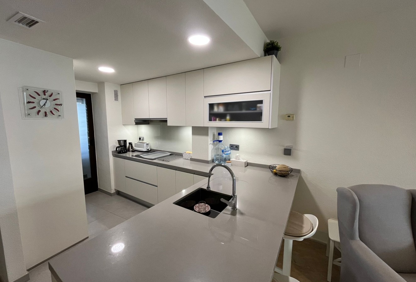 Alquiler a corto plazo - Apartamento / piso - Albir - Centro