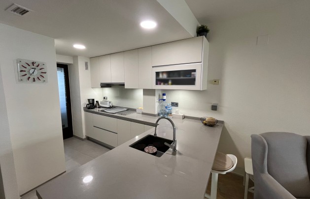 Alquiler a corto plazo - Apartamento / piso - Albir - Centro