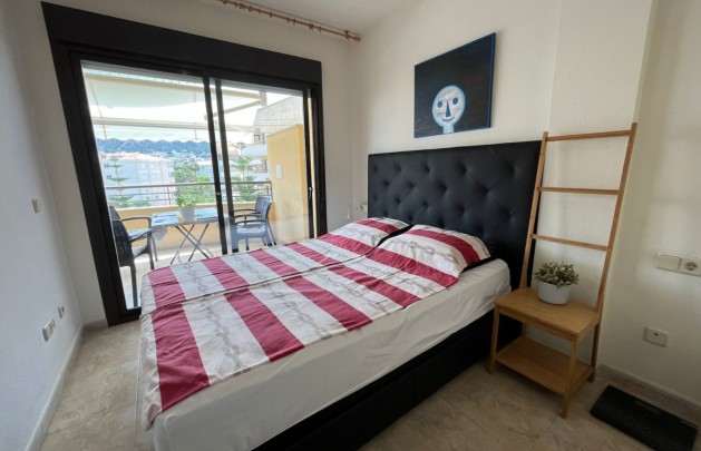 Alquiler a corto plazo - Apartamento / piso - Albir - Centro
