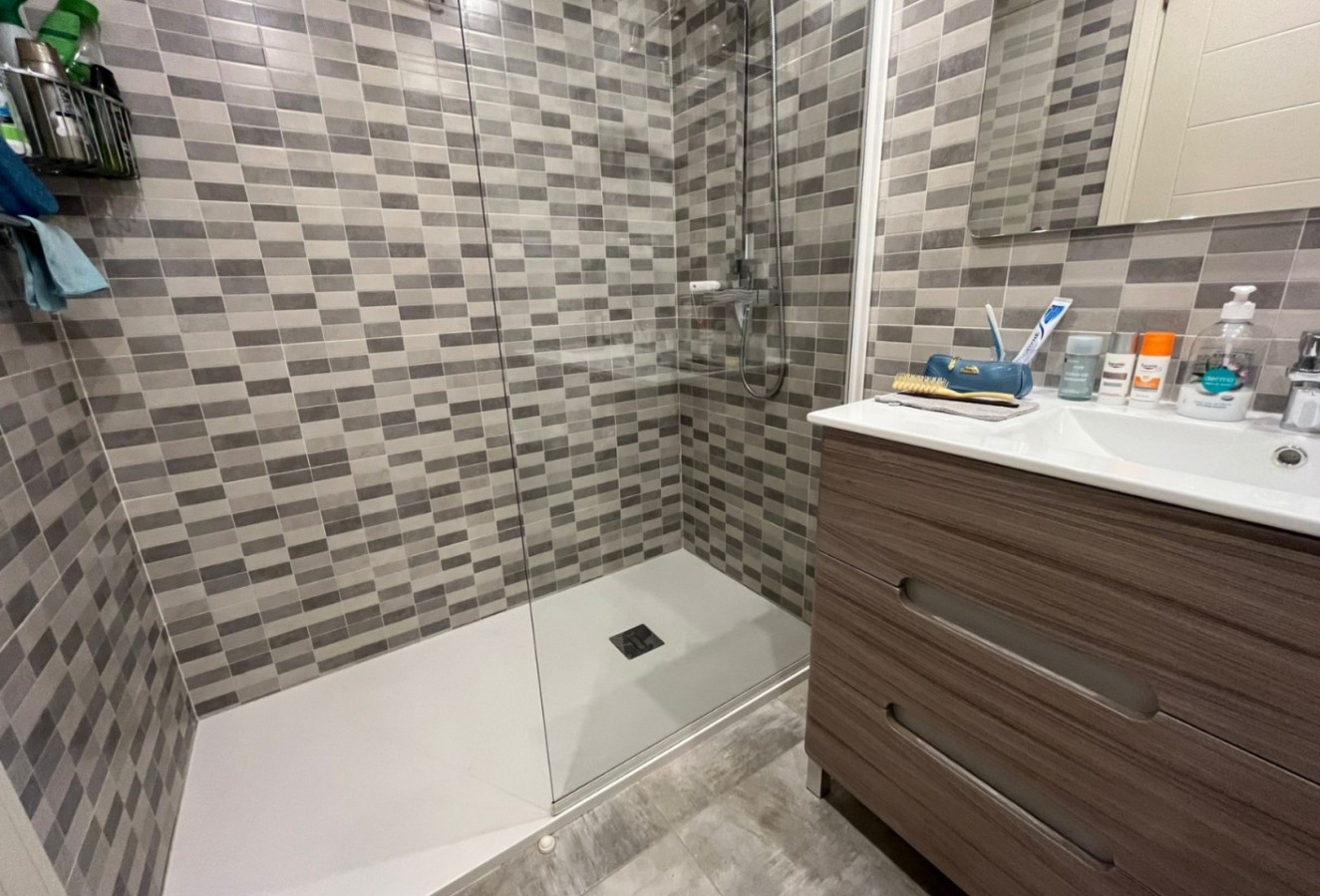 Alquiler a corto plazo - Apartamento / piso - Albir - Centro