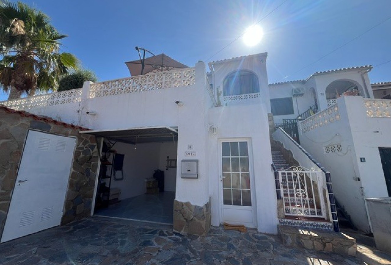 Sale - Townhouse - La Nucía