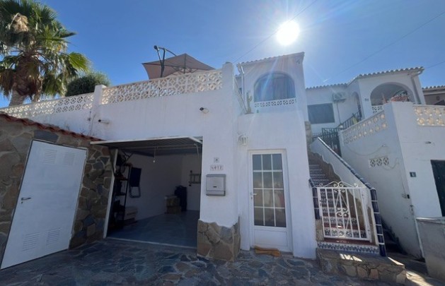 Sale - Townhouse - La Nucía