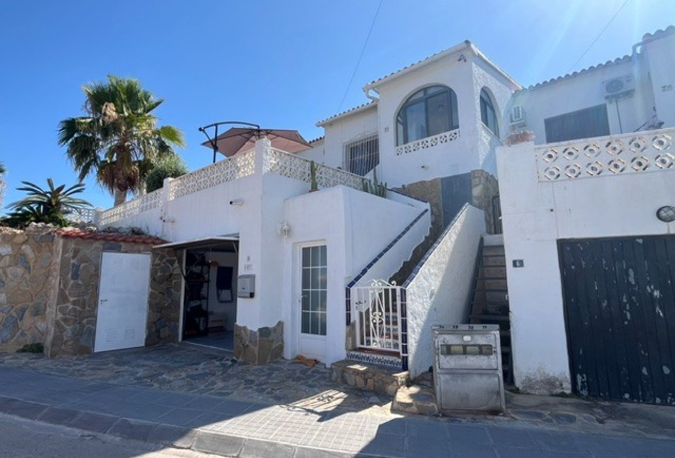Sale - Townhouse - La Nucía