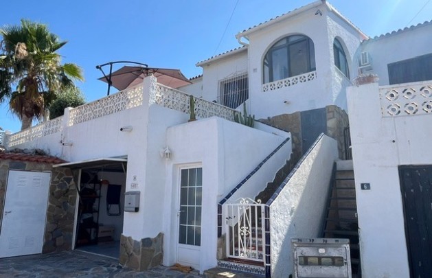 Sale - Townhouse - La Nucía
