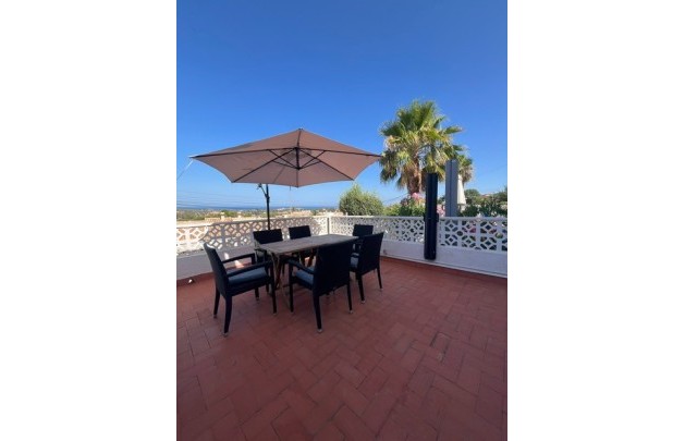 Sale - Townhouse - La Nucía