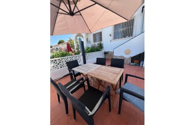 Sale - Townhouse - La Nucía