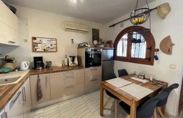 Sale - Townhouse - La Nucía