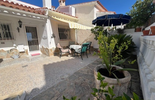 Sale - Townhouse - La Nucía