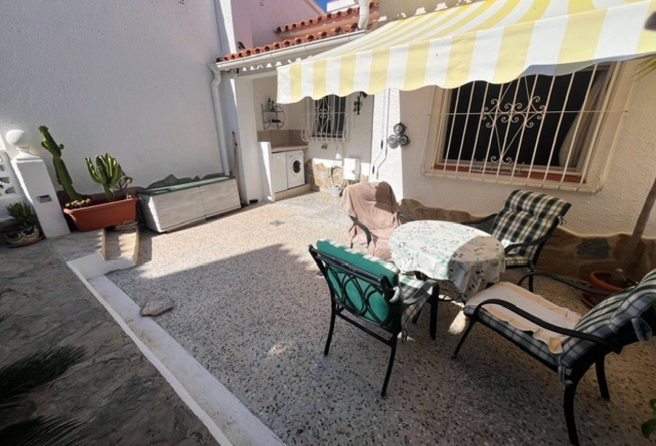 Sale - Townhouse - La Nucía
