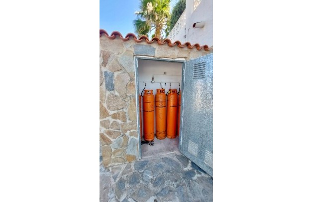 Sale - Townhouse - La Nucía