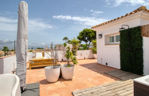 Sale - Villa - Albir