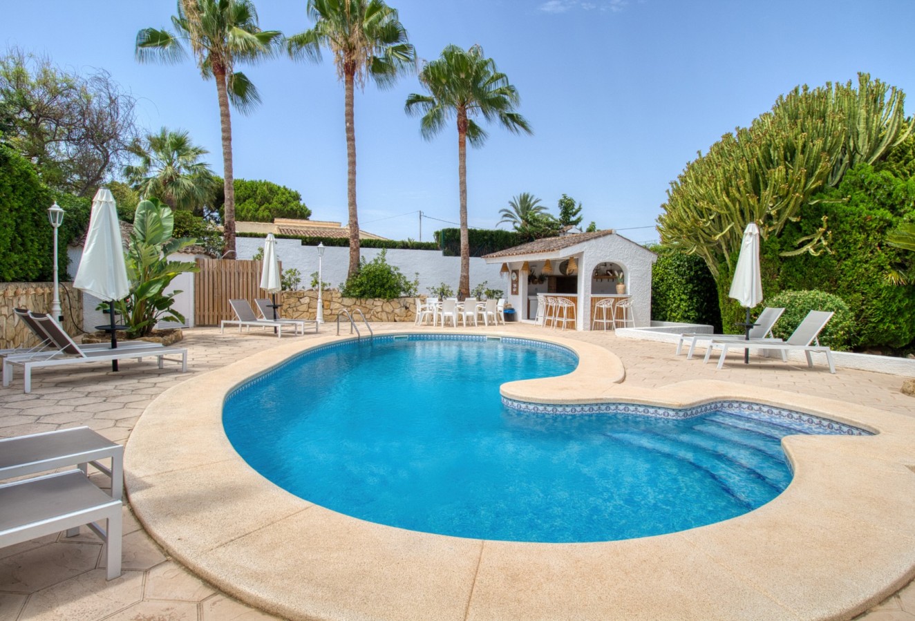 Sale - Villa - Albir