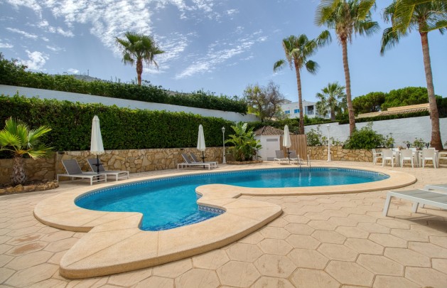 Sale - Villa - Albir