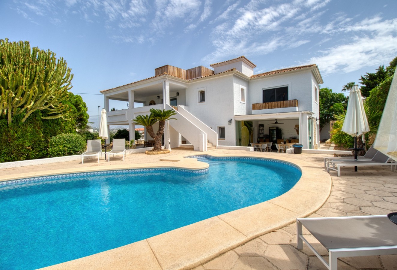 Sale - Villa - Albir
