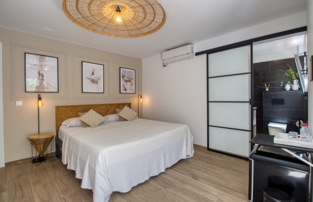 Sale - Villa - Albir