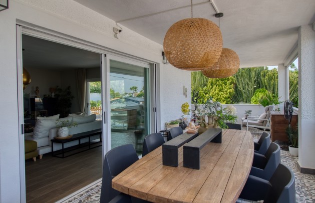 Sale - Villa - Albir