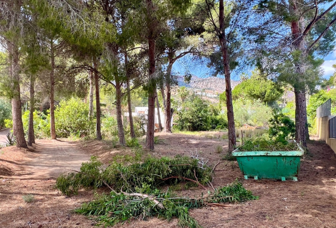 Sale - Plot / Land - Altea