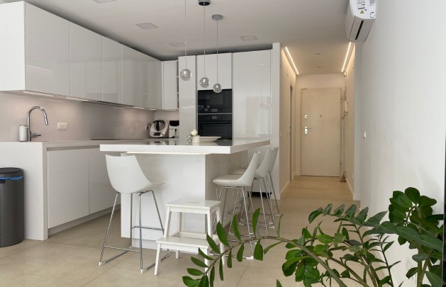 Long Term Rental - Apartment / flat - Albir - Centro