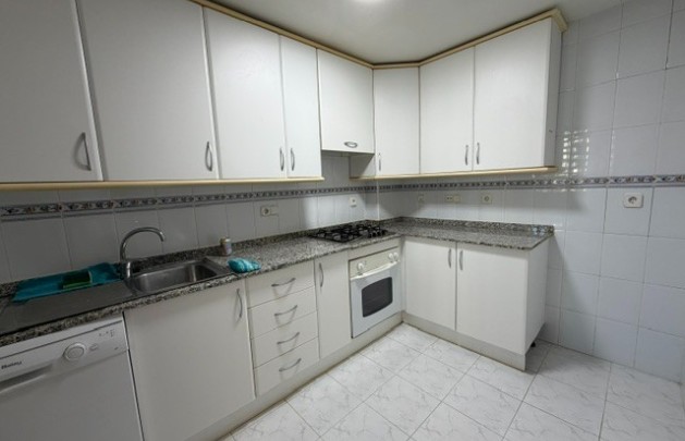 Sale - Apartment / flat - Albir - Centro