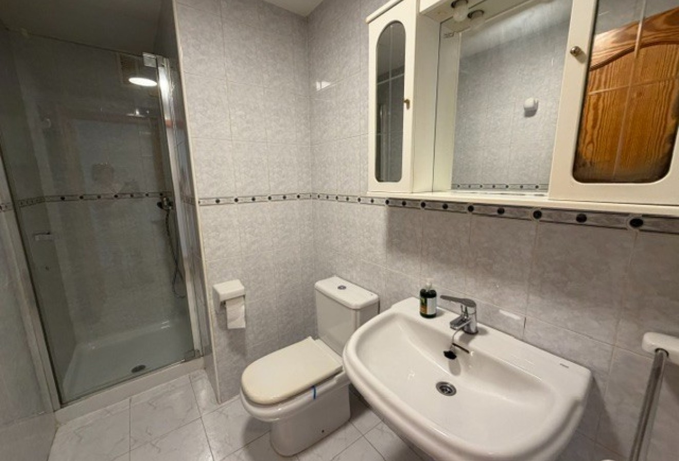 Sale - Apartment / flat - Albir - Centro