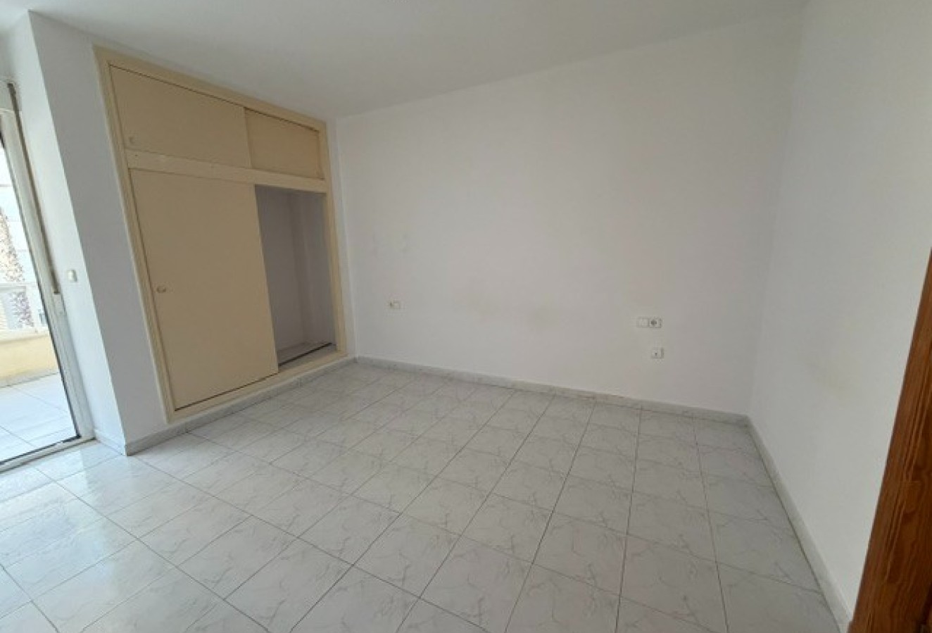 Sale - Apartment / flat - Albir - Centro