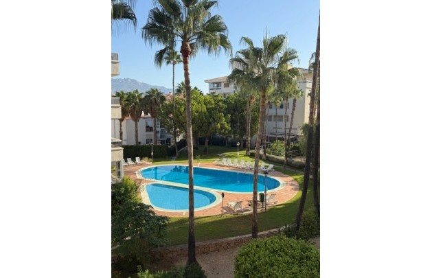 Sale - Apartment / flat - Albir - Centro
