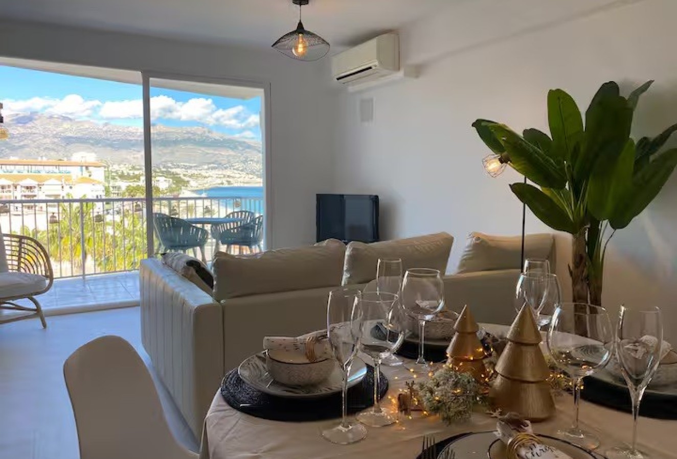 Sale - Apartment / flat - Albir - Centro