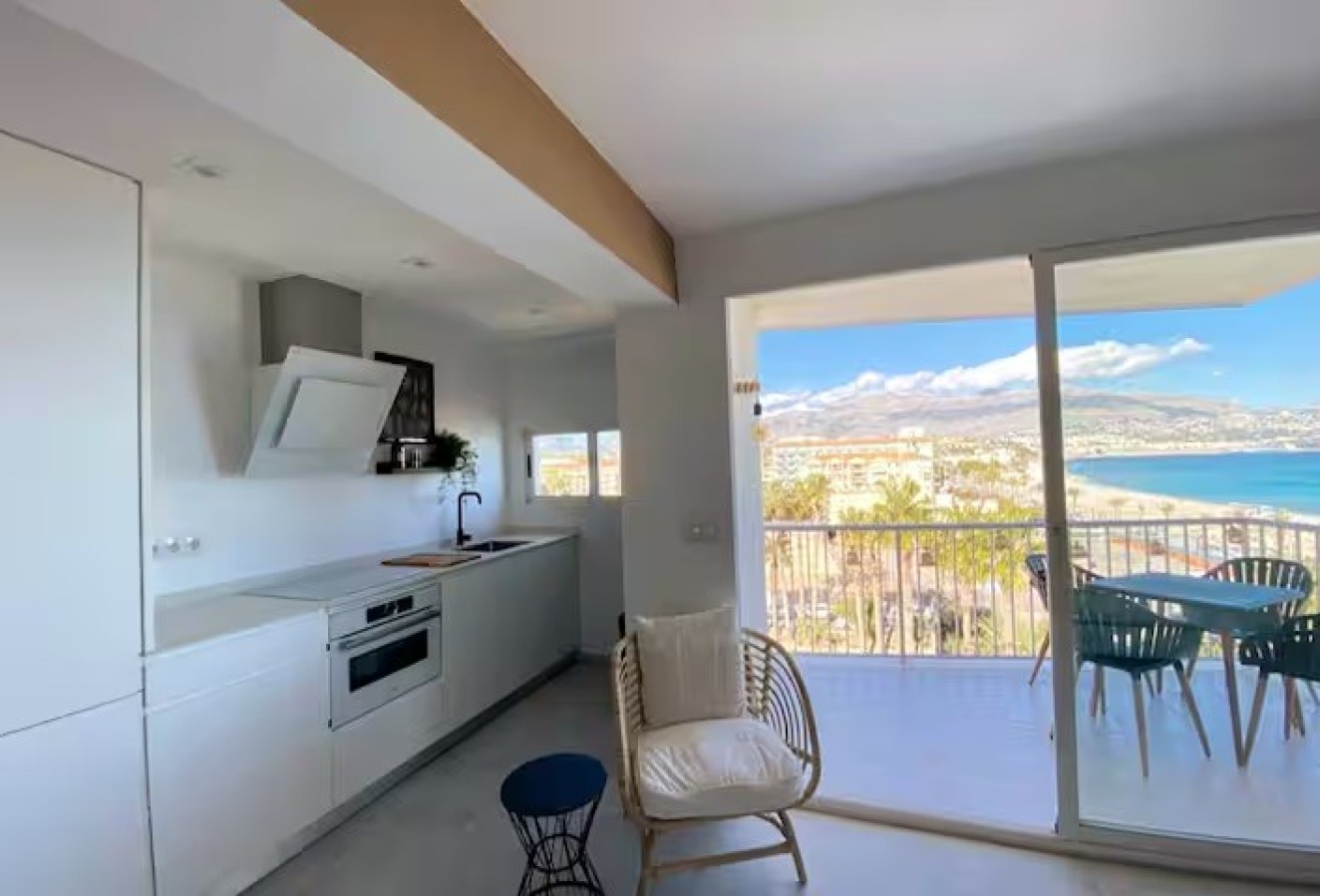 Sale - Apartment / flat - Albir - Centro