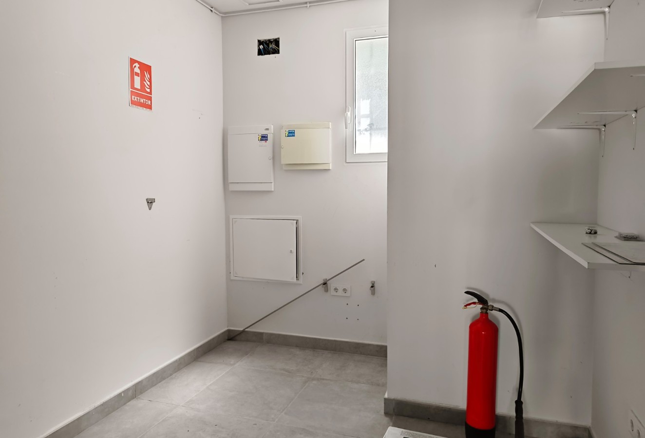 Long Term Rental - Commercial - Albir - Centro