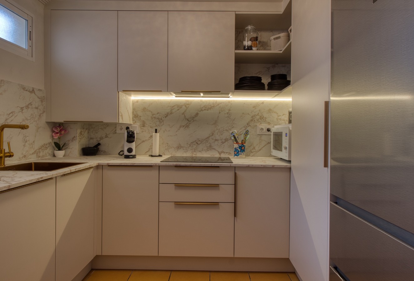 Sale - Apartment / flat - Albir